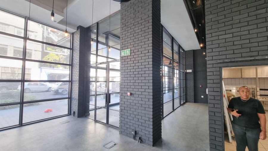 To Let Commercial Property for Rent in Woodstock Western Cape